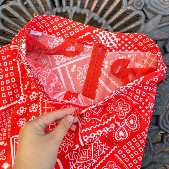 Vintage 1960s 1970s Red White Western Bandana Patchwork Print Wide Pants Sz XXS - Picture 6 of 12